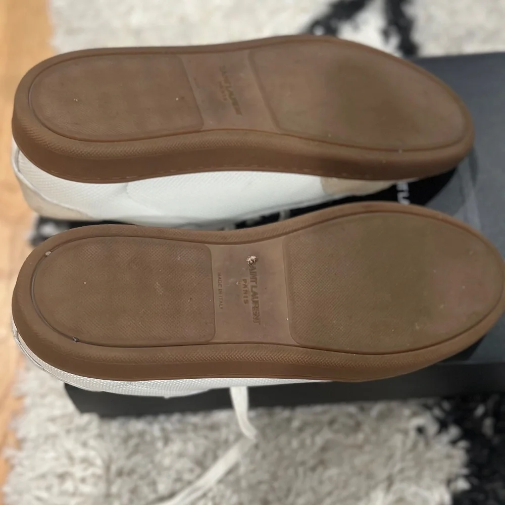 Saint Laurent SL/10 Lo to Sneakers - Picture 7 of 7